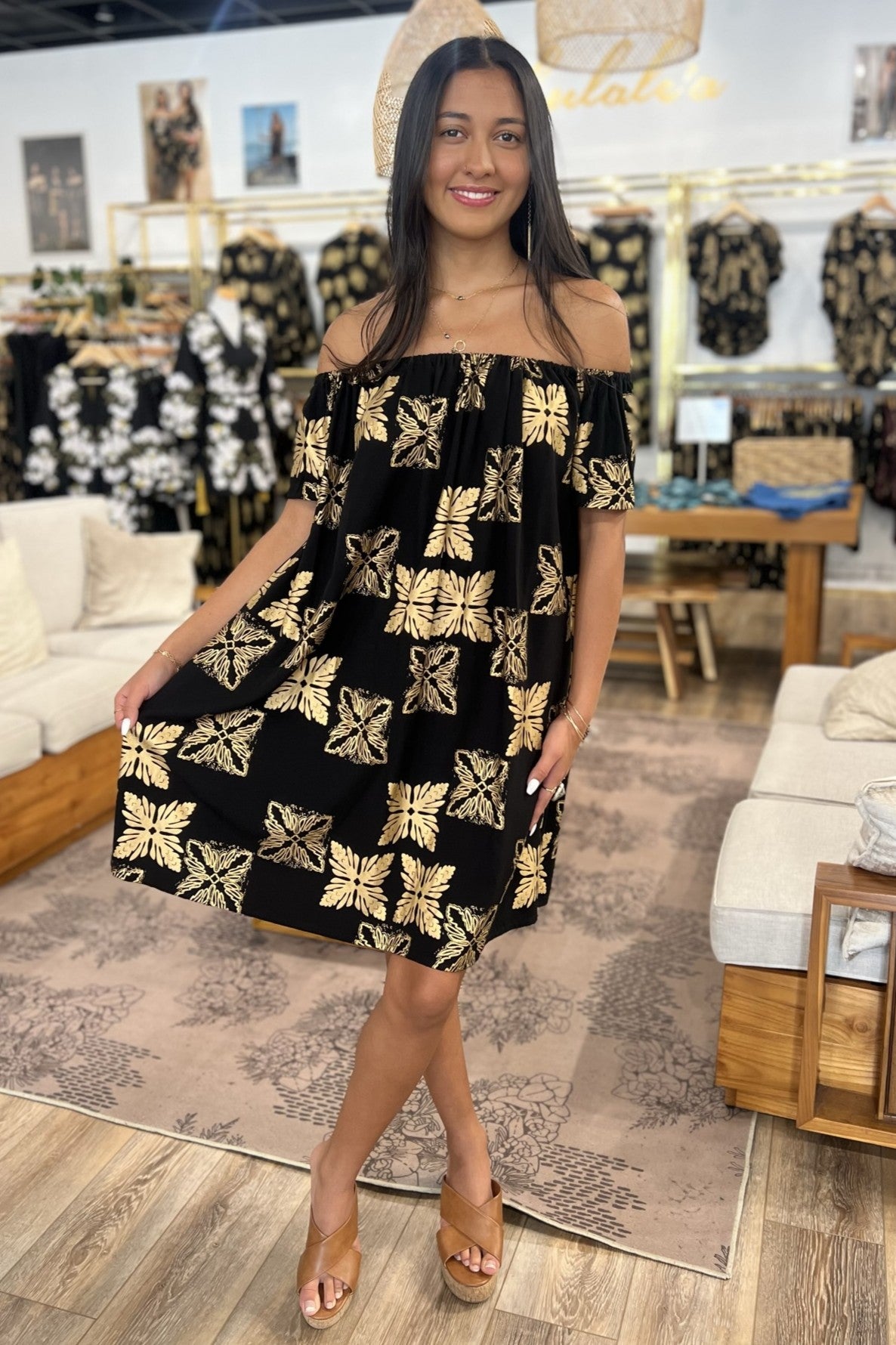 Women's Keani Dress in Black & Gold Tutu's Quilt - Front View | Kahulaleʻa