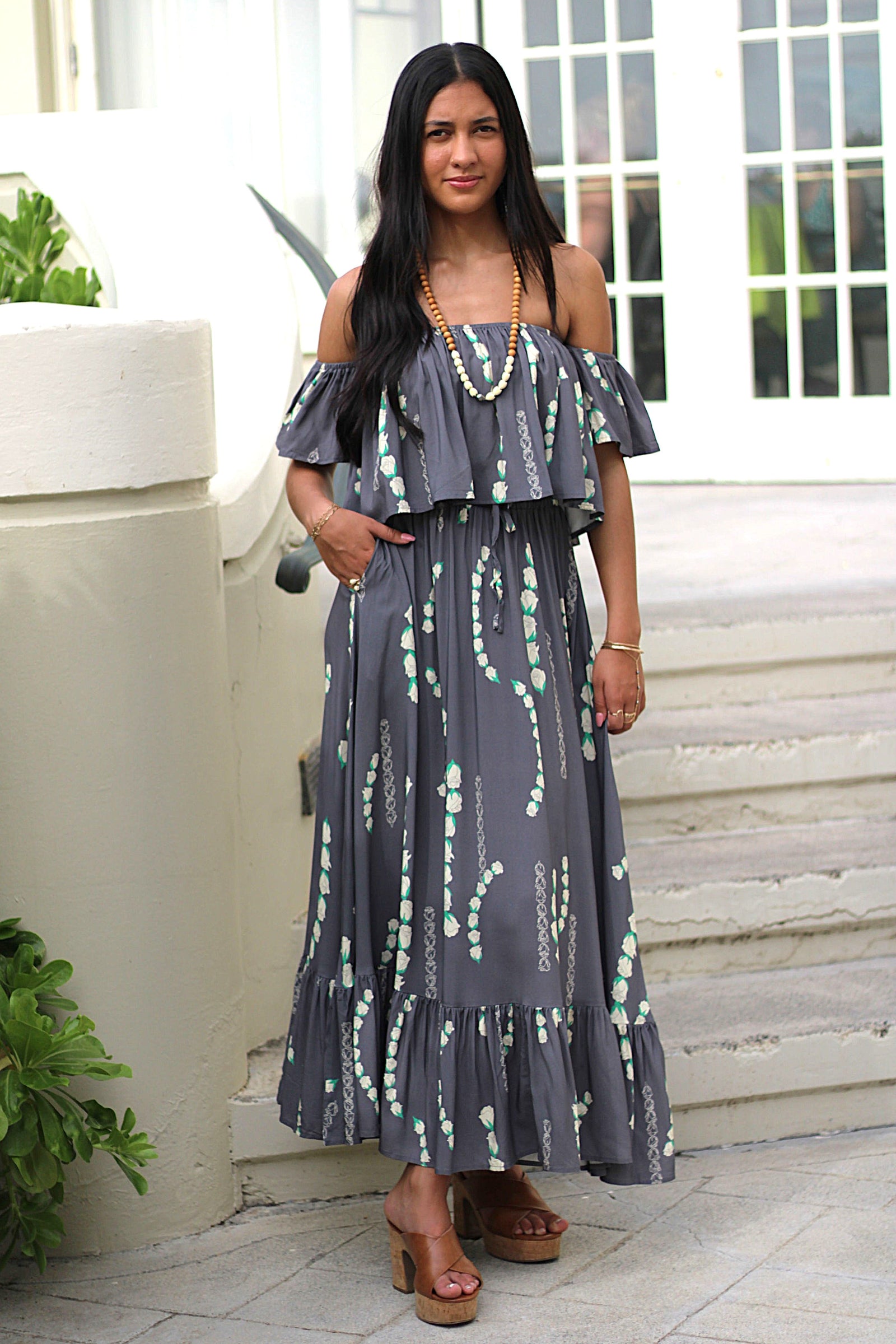 Women's Nainoa Skirt in Taupe Lei Loke - Front View | Kahulaleʻa