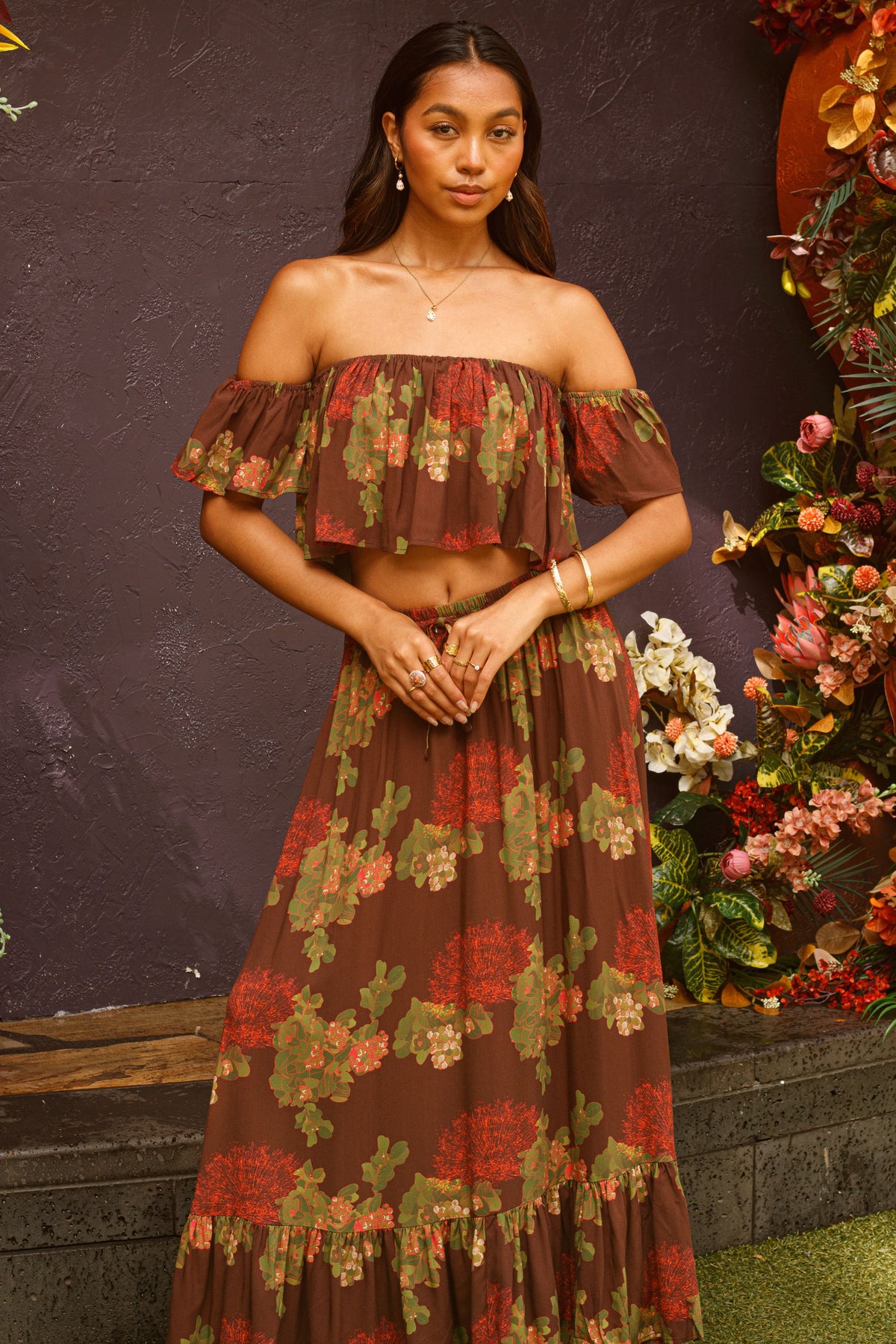 Skirt Nainoa in Mocha Lehua Blossom — Front View, worn with the Top Nainoa | Kahulaleʻa