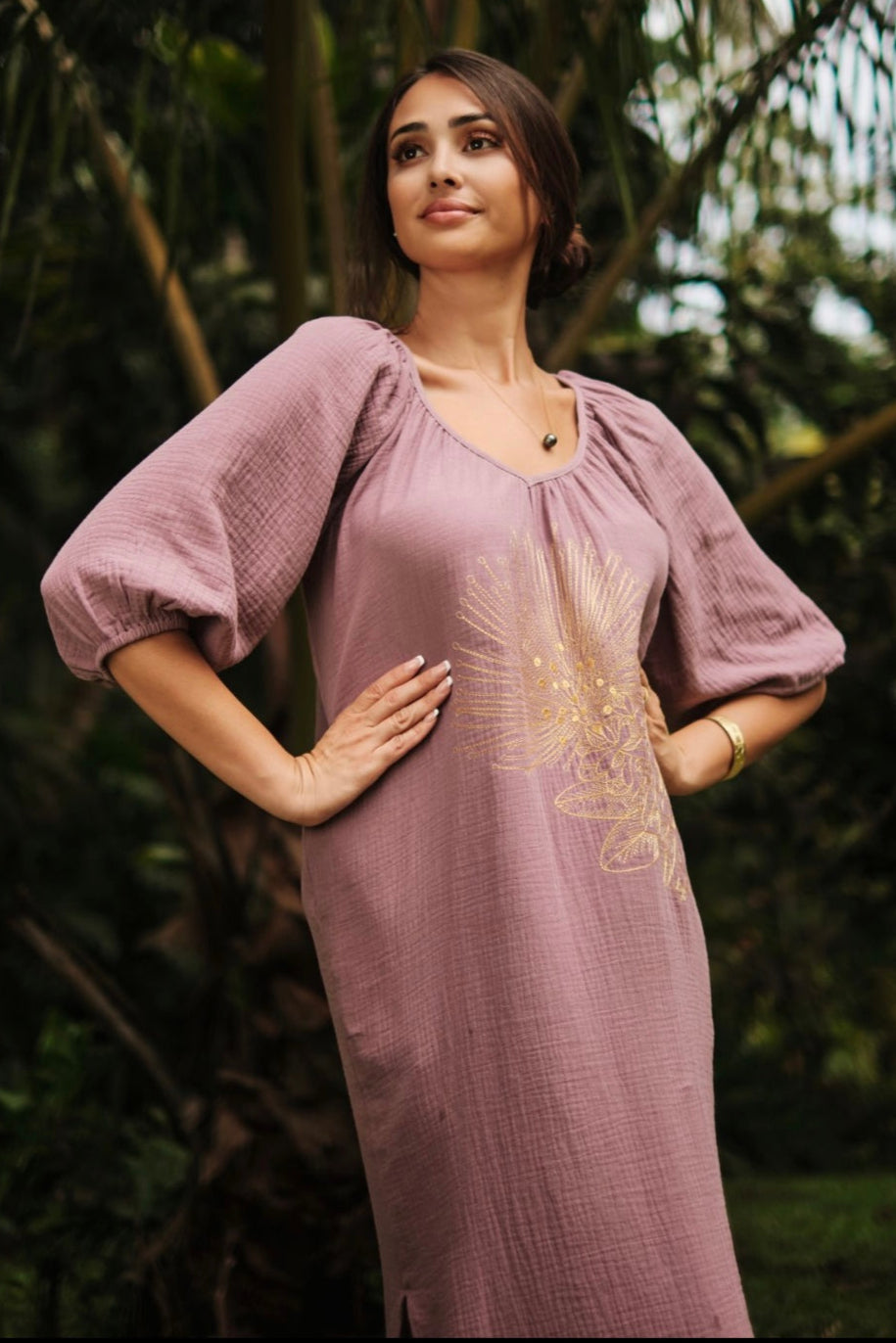 Dress Mānoa Mauve Gold Embroidered Lehua