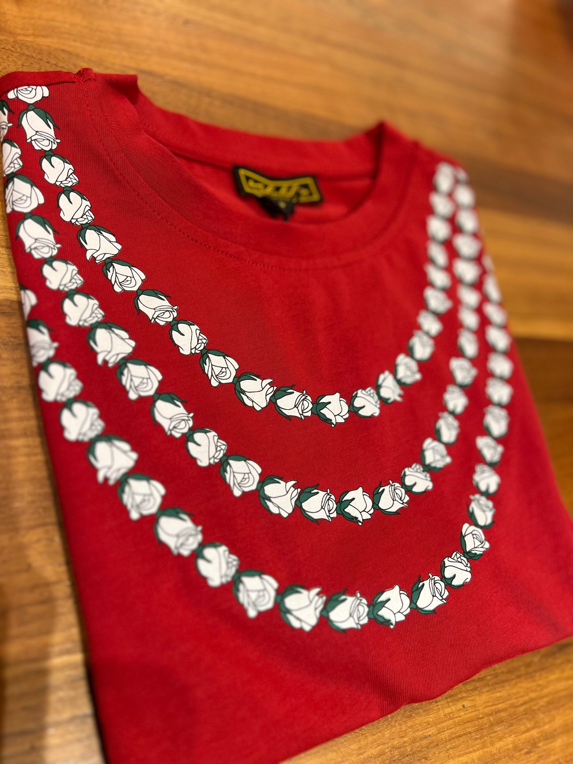 Women's Lei T-Shirt in Red Lei Loke | Kahulaleʻa
