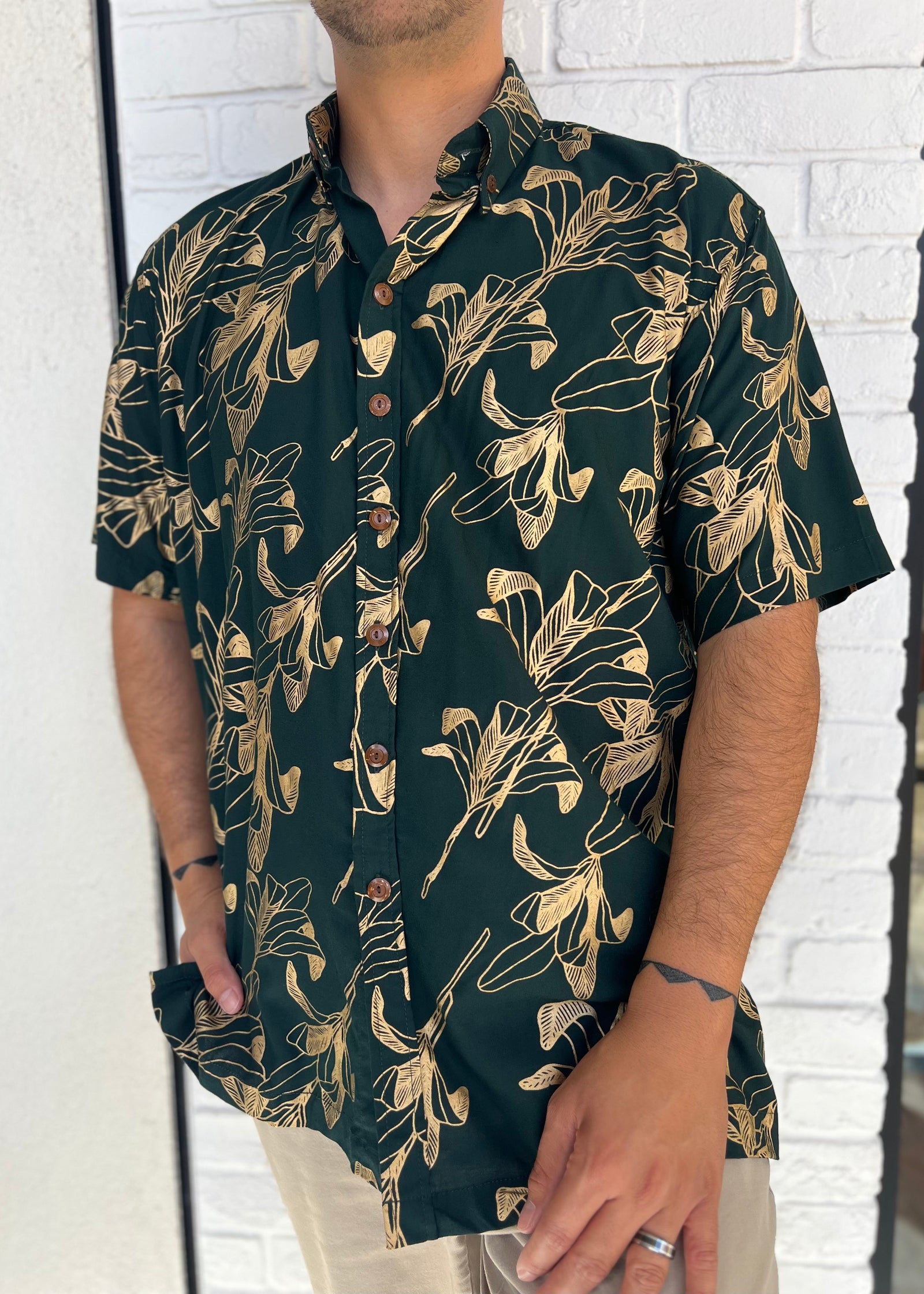 Mens Aloha Shirt Gold Ti Leaf
