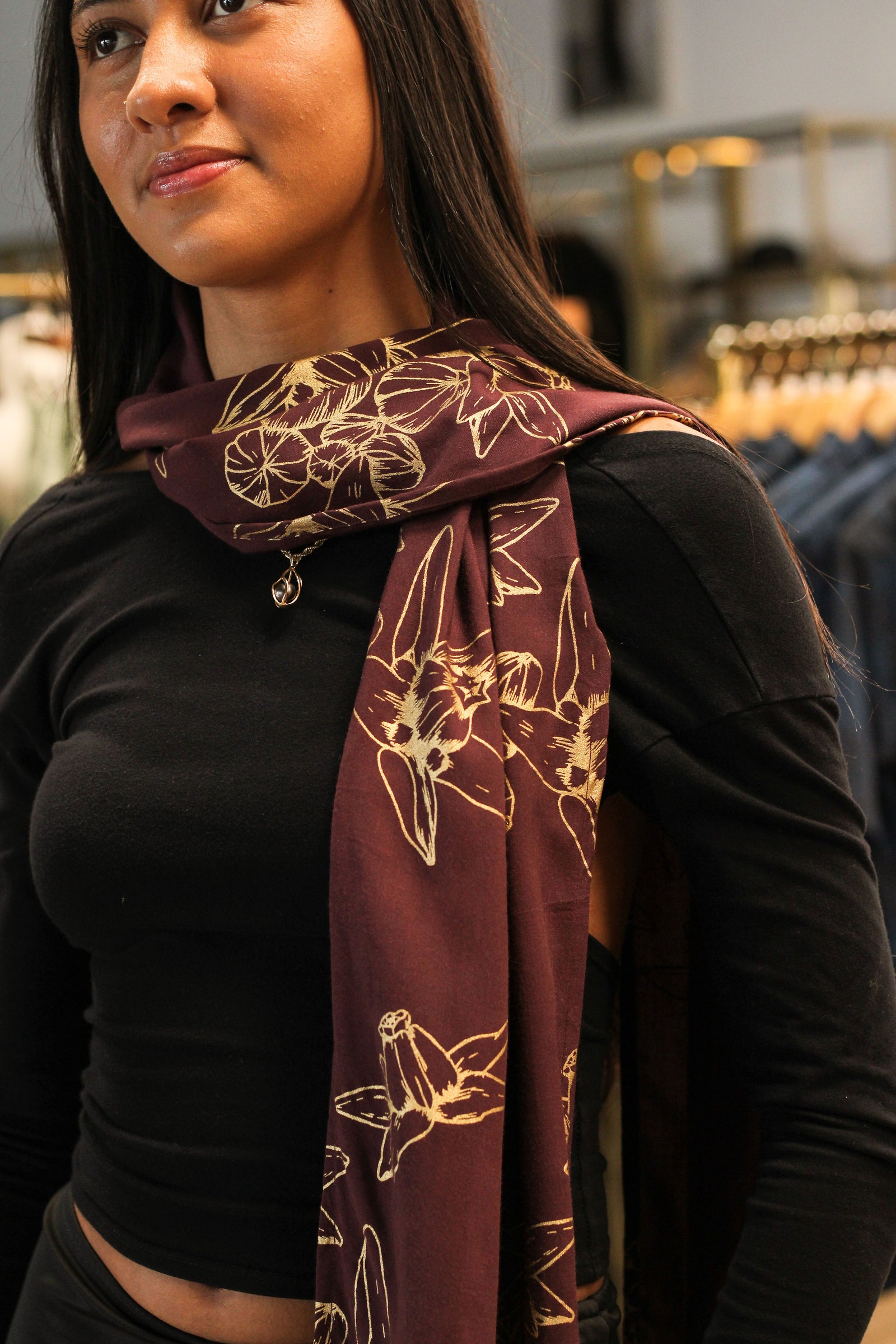Amethyst Gold Pua Kalaunu Scarf