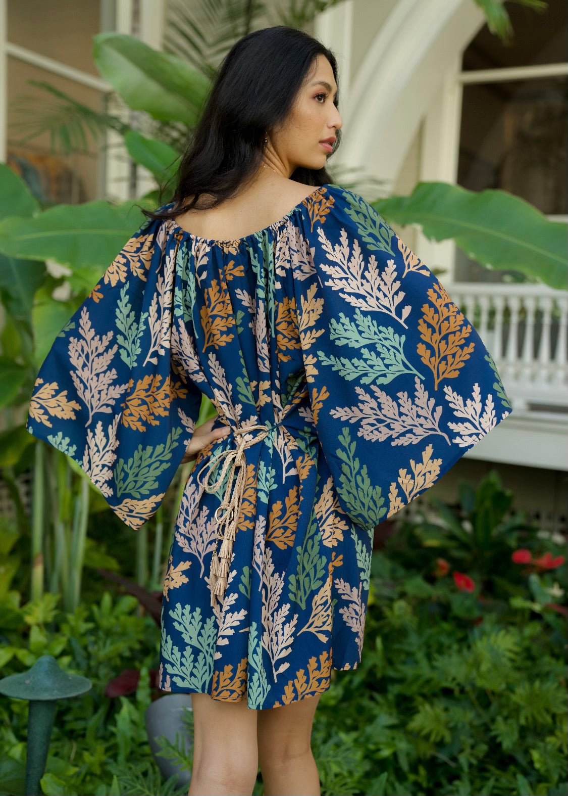 Women's Loose Fitting Dress Lanai 
in Fall Blue Pala’ā - Back View | Kahulaleʻa