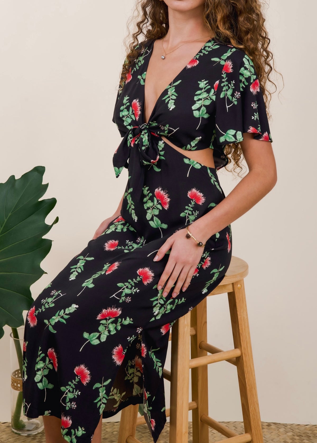 Dress Nahoku Blk Red Lehua
