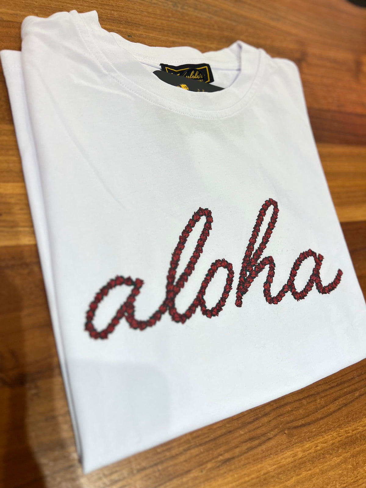 Aloha T-Shirt in White & Red | Kahulaleʻa