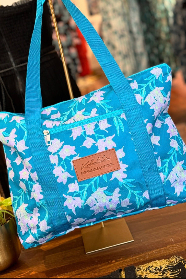 Tote Waikiki in Lagoon Honohono Orchid - Front View | Kahulaleʻa