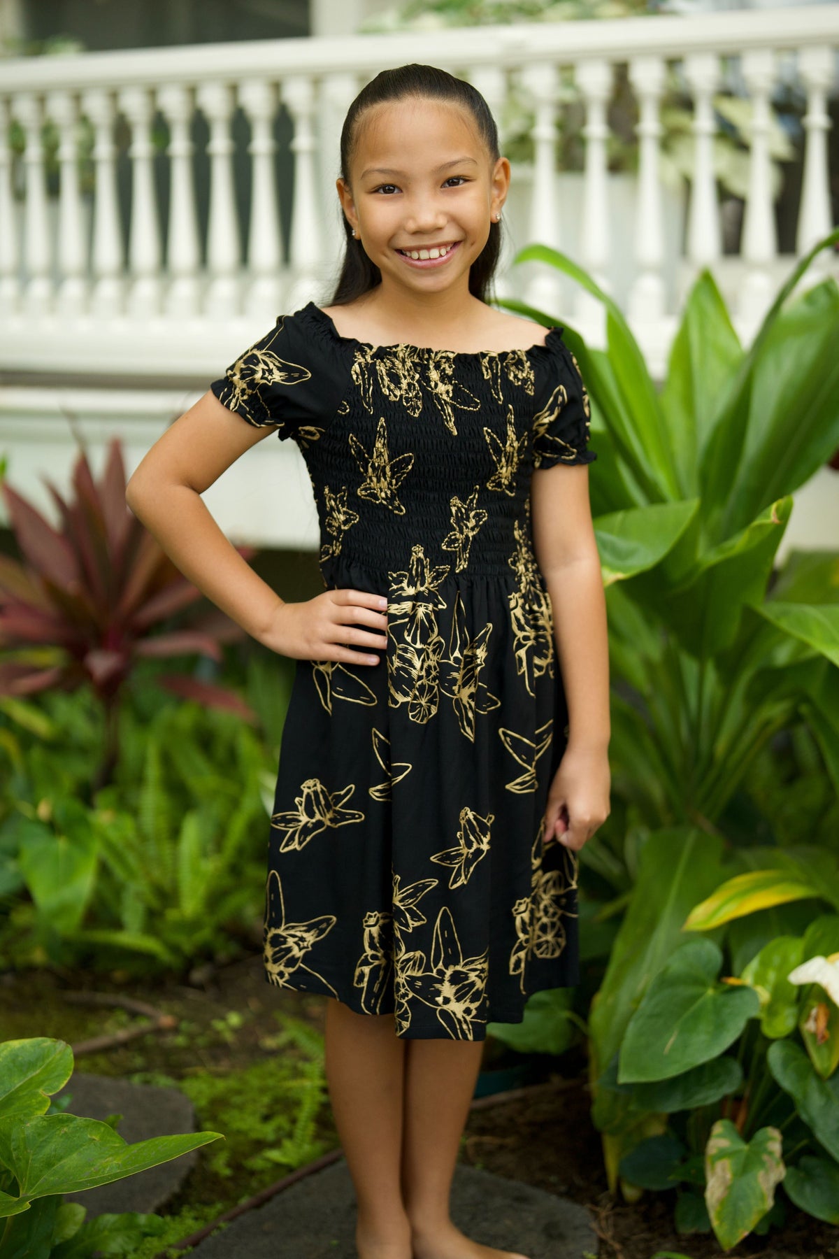 Girl&#39;s Dress Black Gold Pua Kalaunu