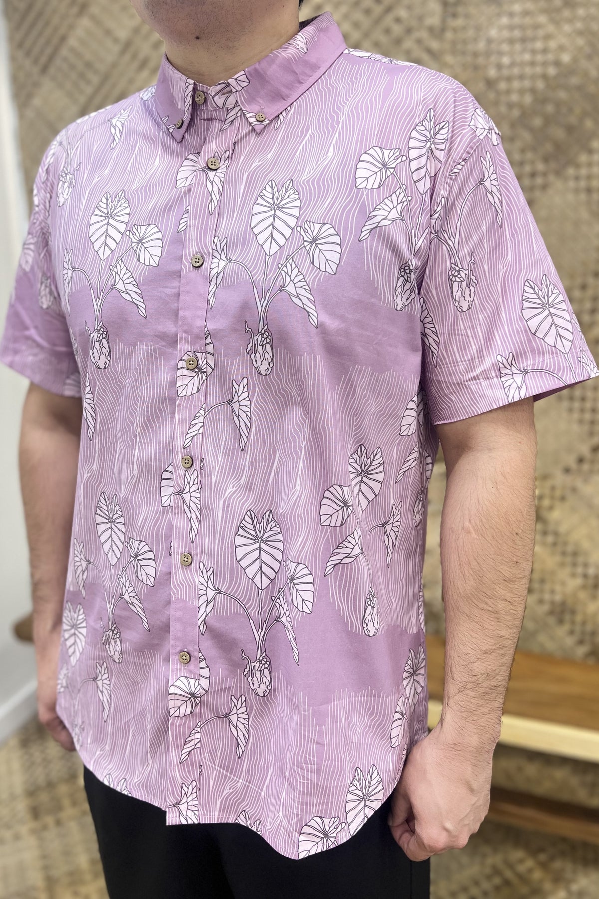 Men's Aloha Shirt in Lavender Kalo - Close Up | Kahulaleʻa