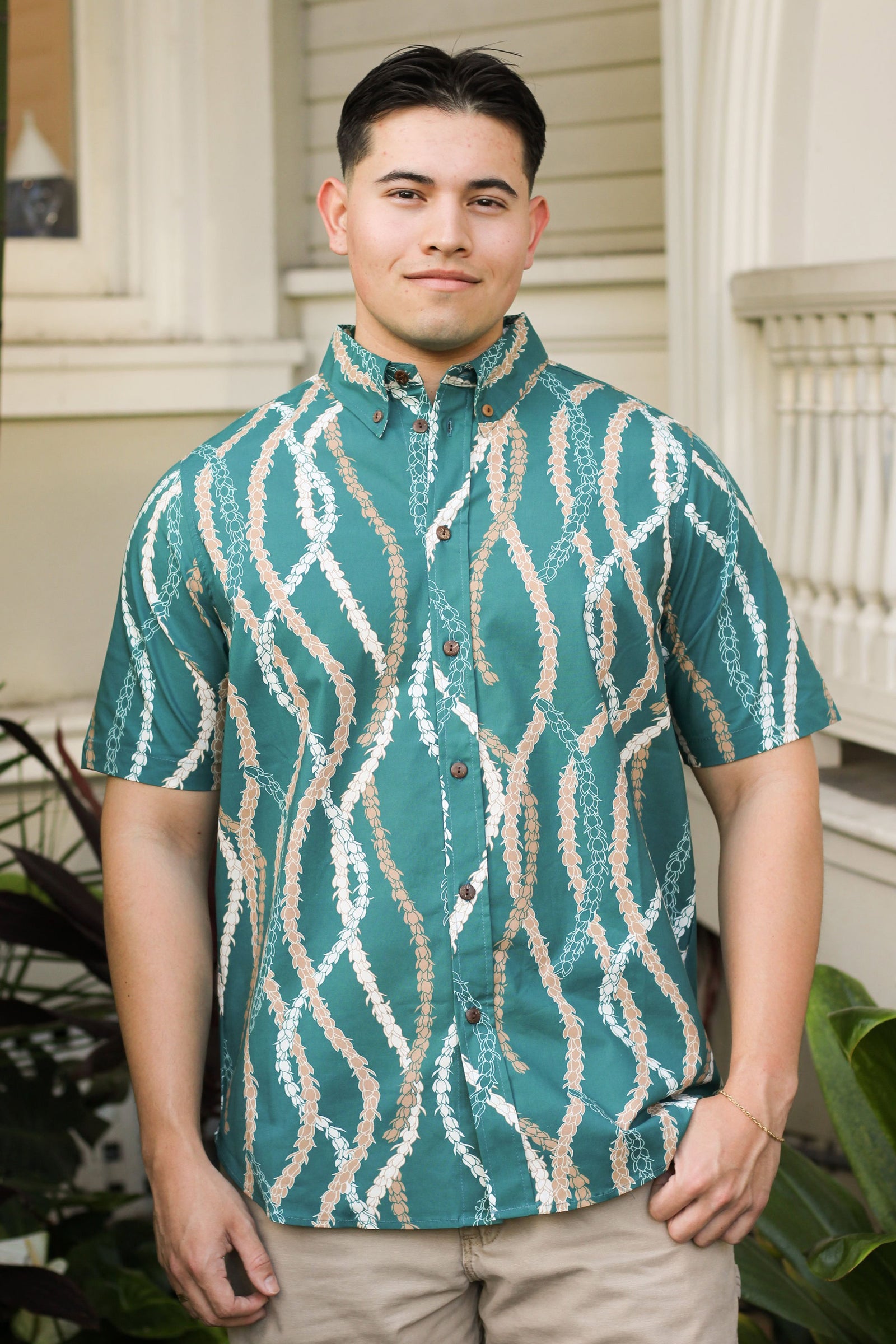 Men's Aloha Shirt - Teal Lei Ho'omaika'i - Front View | Kahulaleʻa