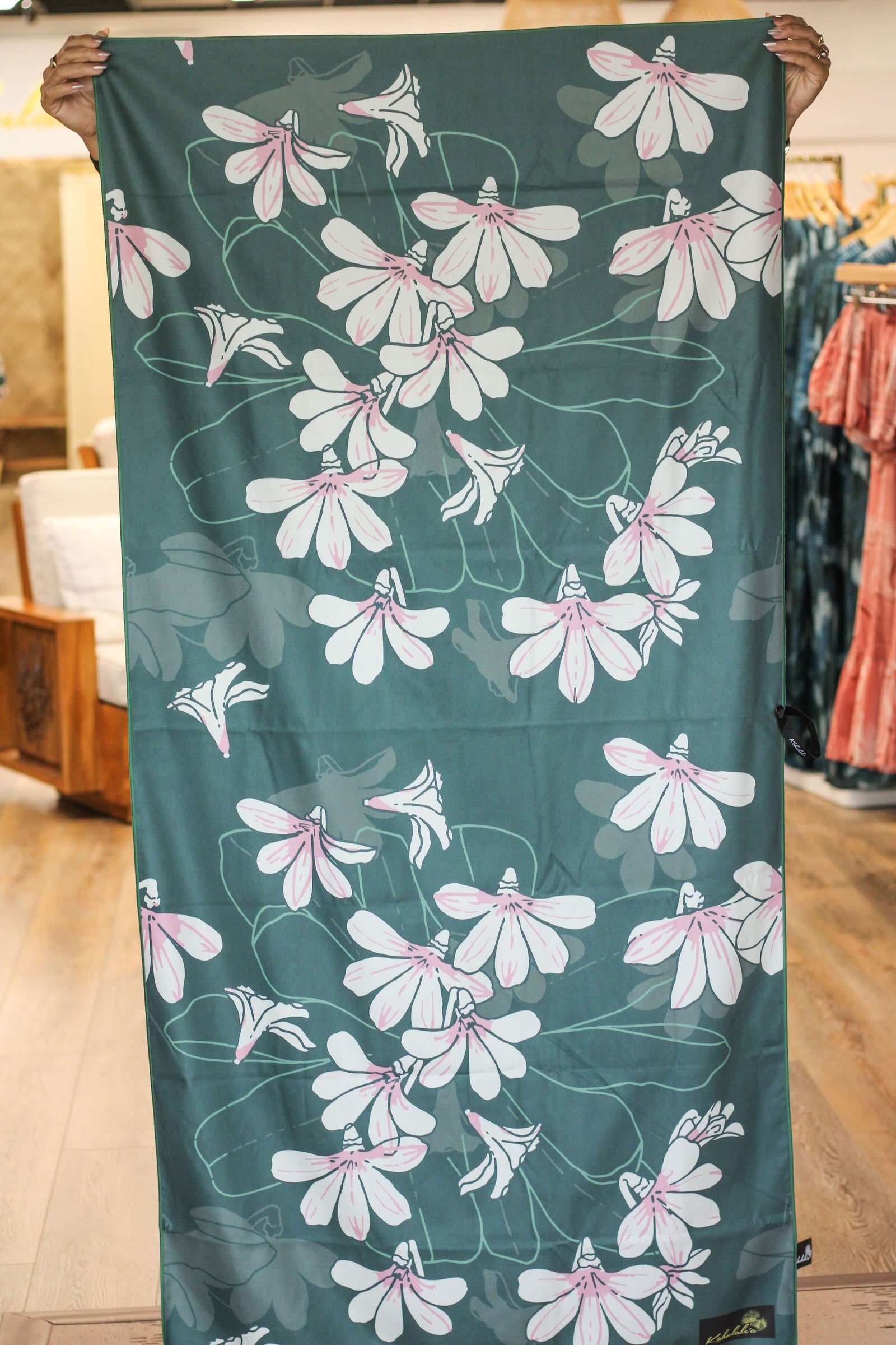 Microfiber Beach Towel in Emerald Naupaka - Front View | Kahulaleʻa
