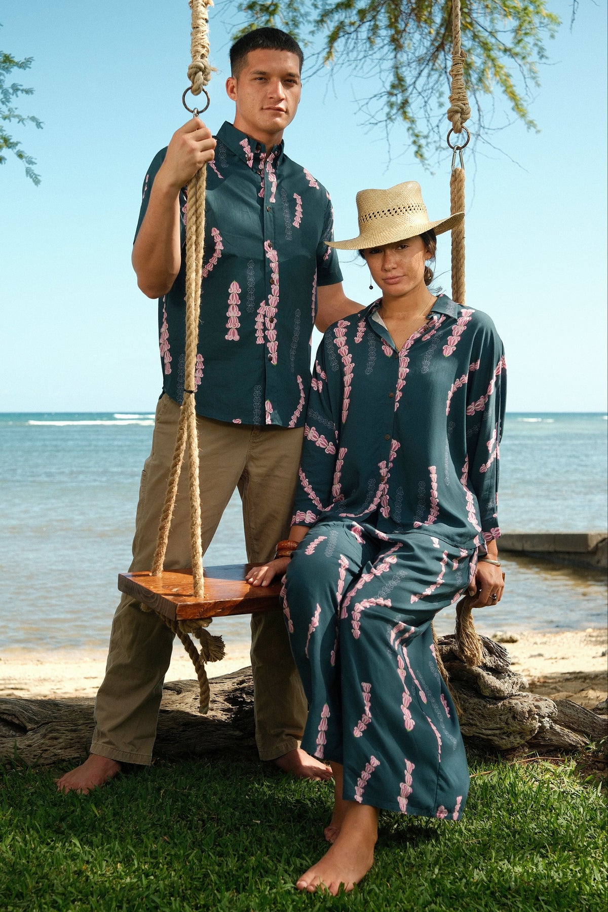 Pants Kahakai - Deep Blue Pua Kalaunu
