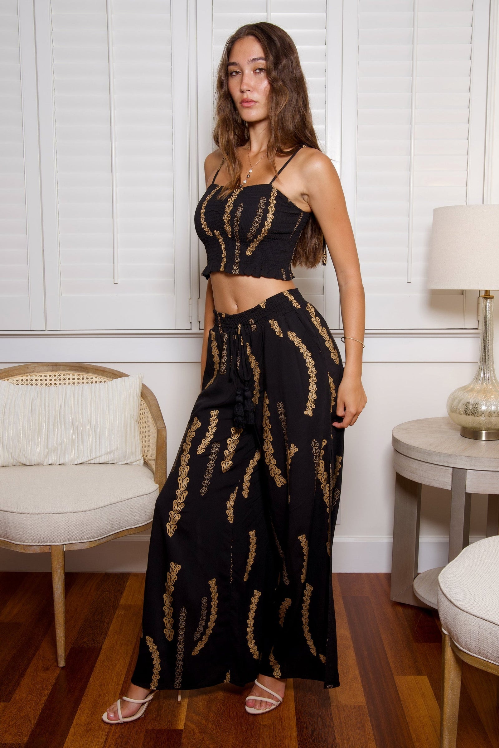 Pants Malama Black Gold Lei Pua Kalaunu