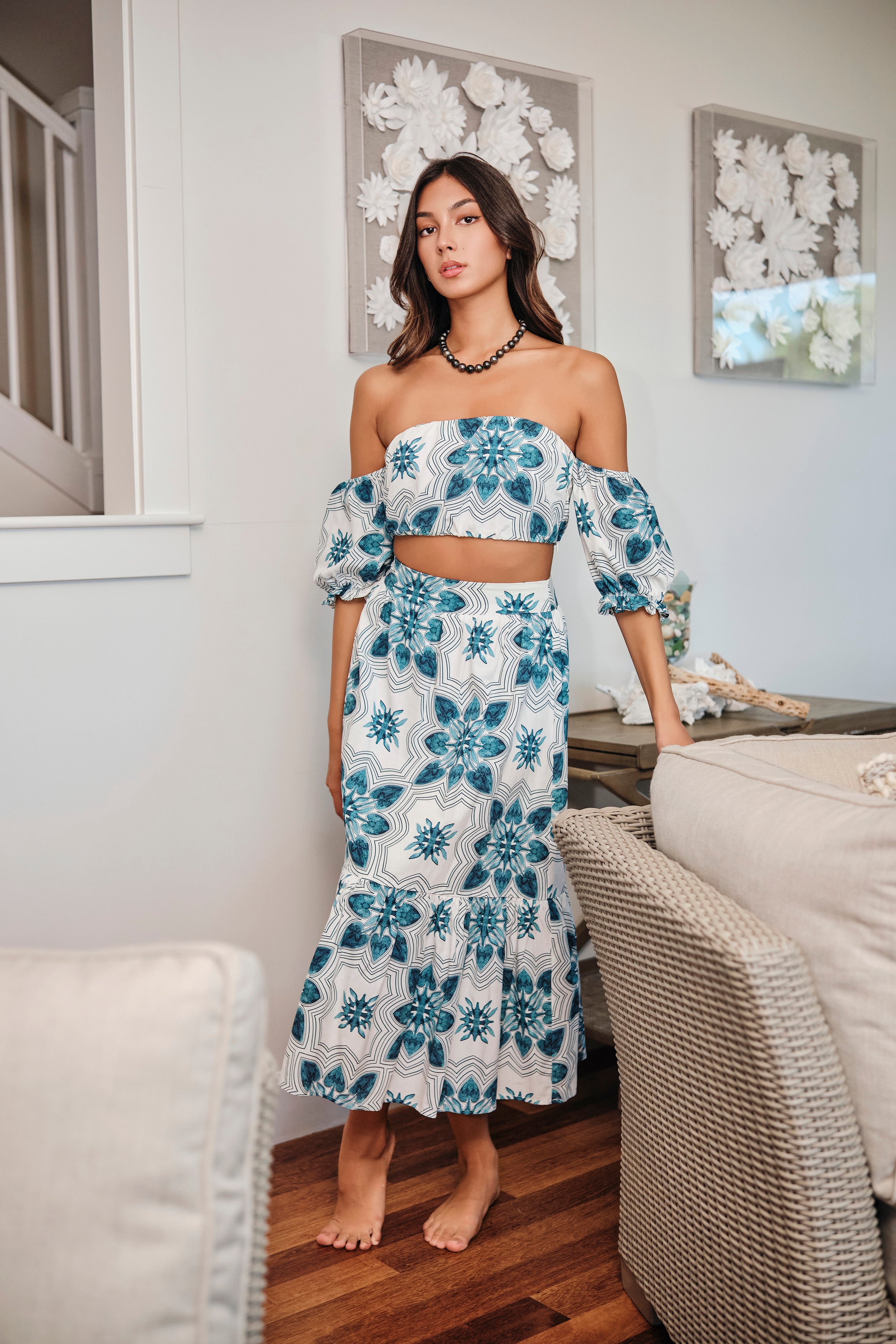 Paʻani Off-Shoulder Crop Top, White Kalo Quilt | Kahulaleʻa