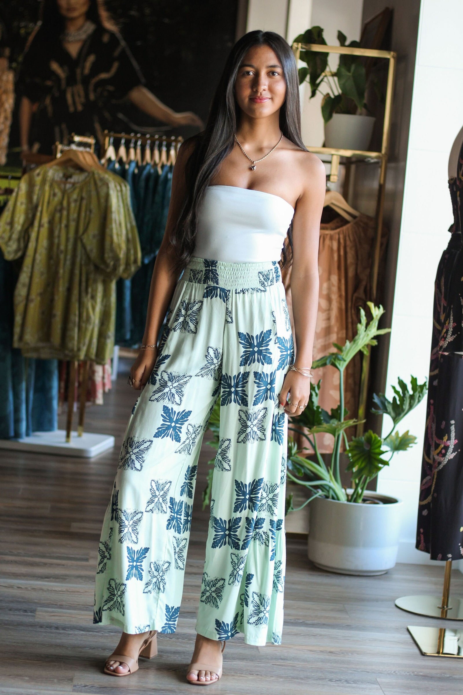 Women's Koke'e Pants in Aqua Tutu's Quilt - Front View | Kahulaleʻa