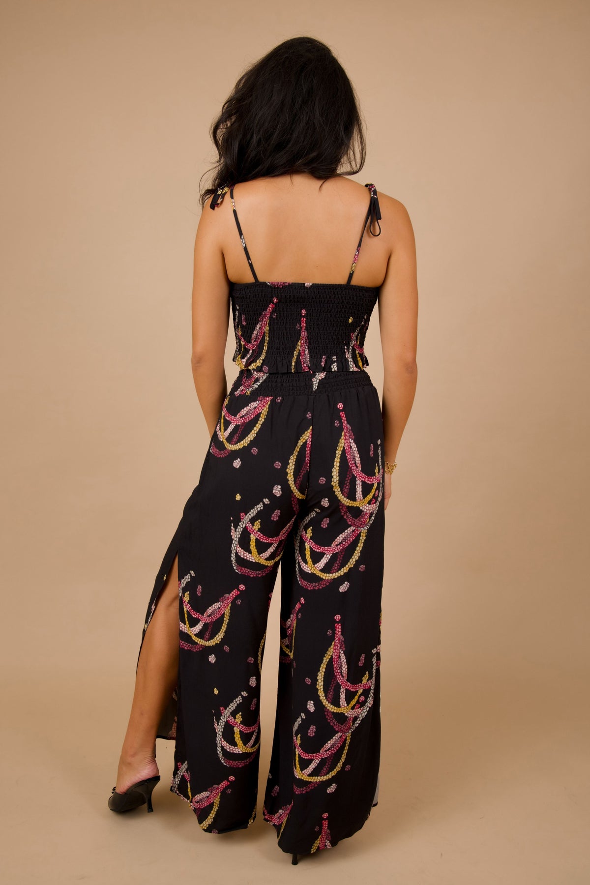 Women's Le'a Top in Black Lei Kahelelani - Back View | Kahulaleʻa