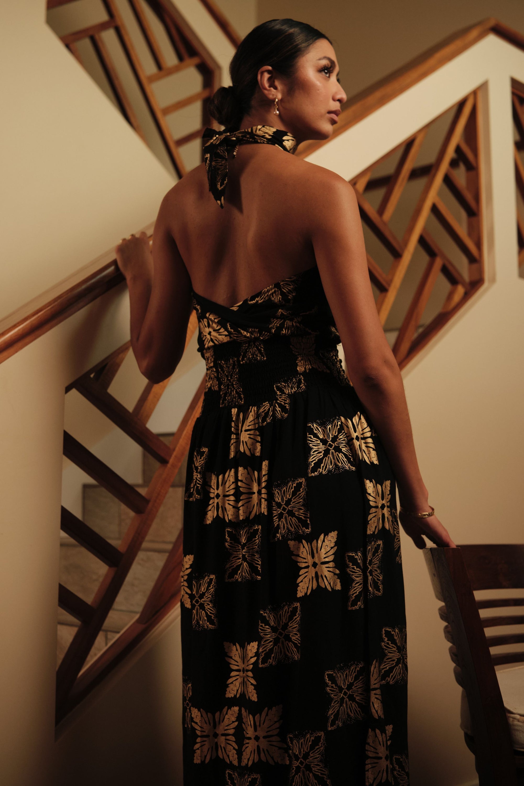 High Neck Maxi Black Gold Tt's Quilt - Kahulalea High Neck Maxi Black Gold Tt's Quilt - Kahulalea