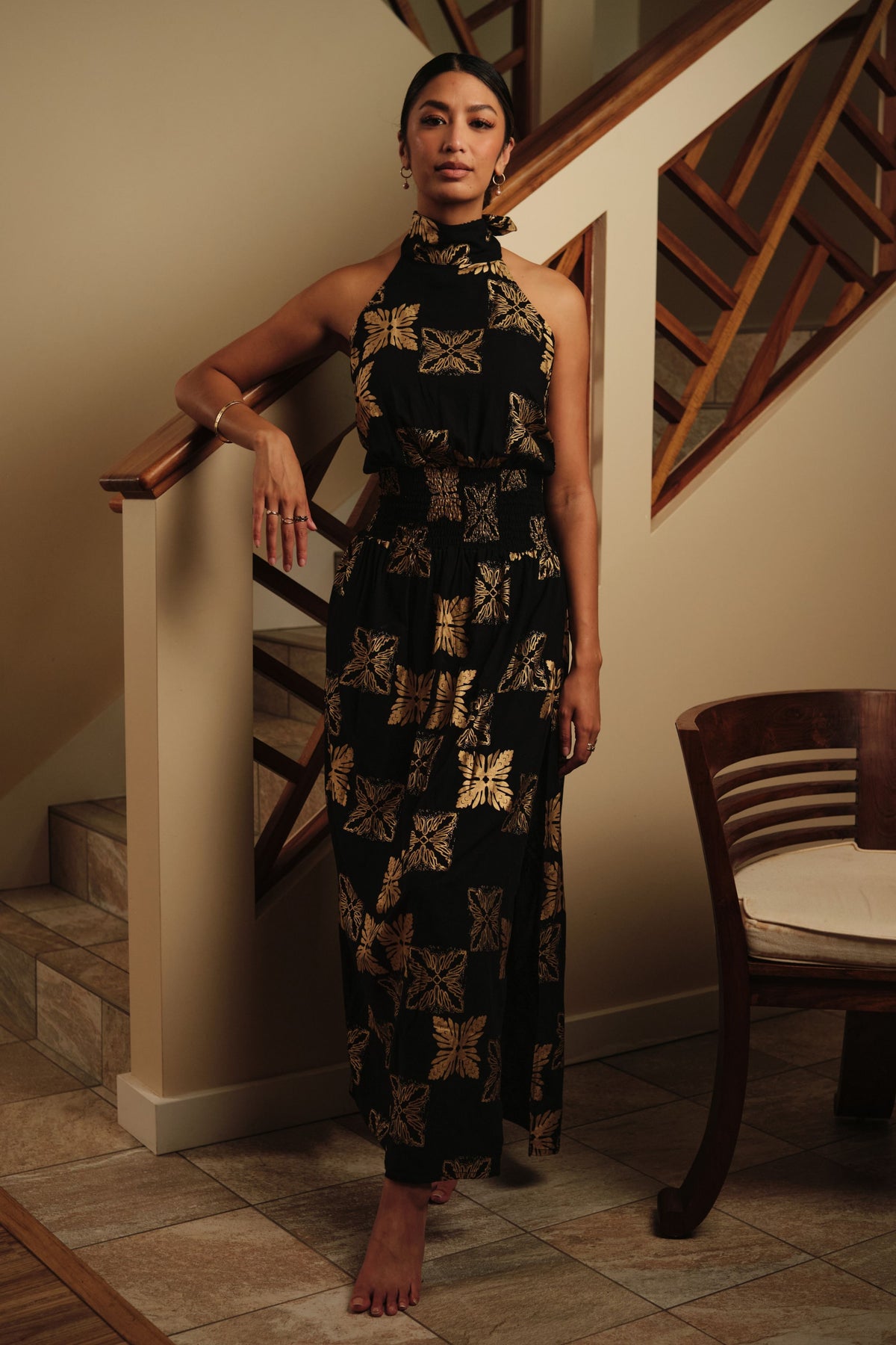 High Neck Maxi Black Gold Tūtū&#39;s Quilt