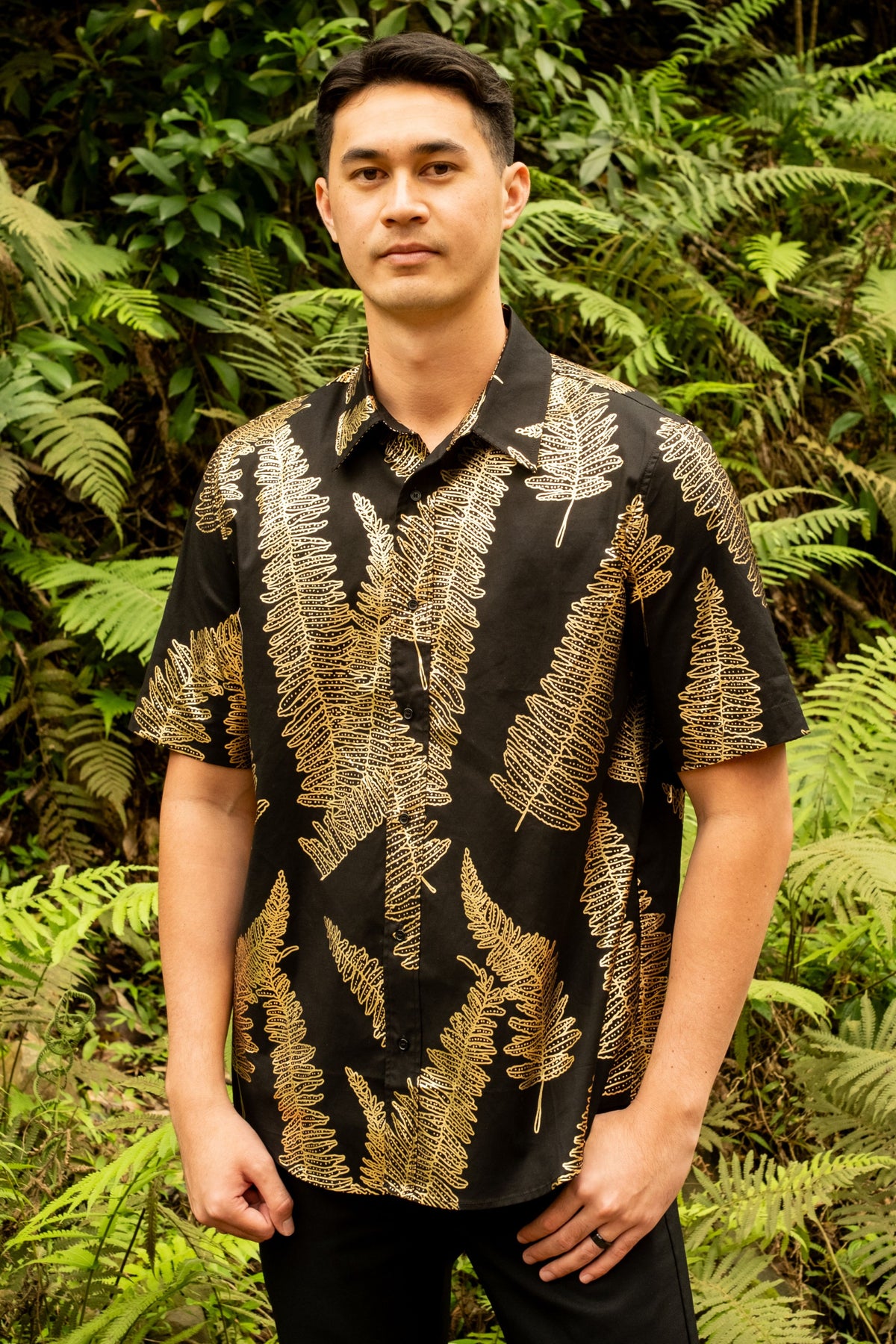 Men's Aloha Shirt Black Mirror Gold Kupukupu