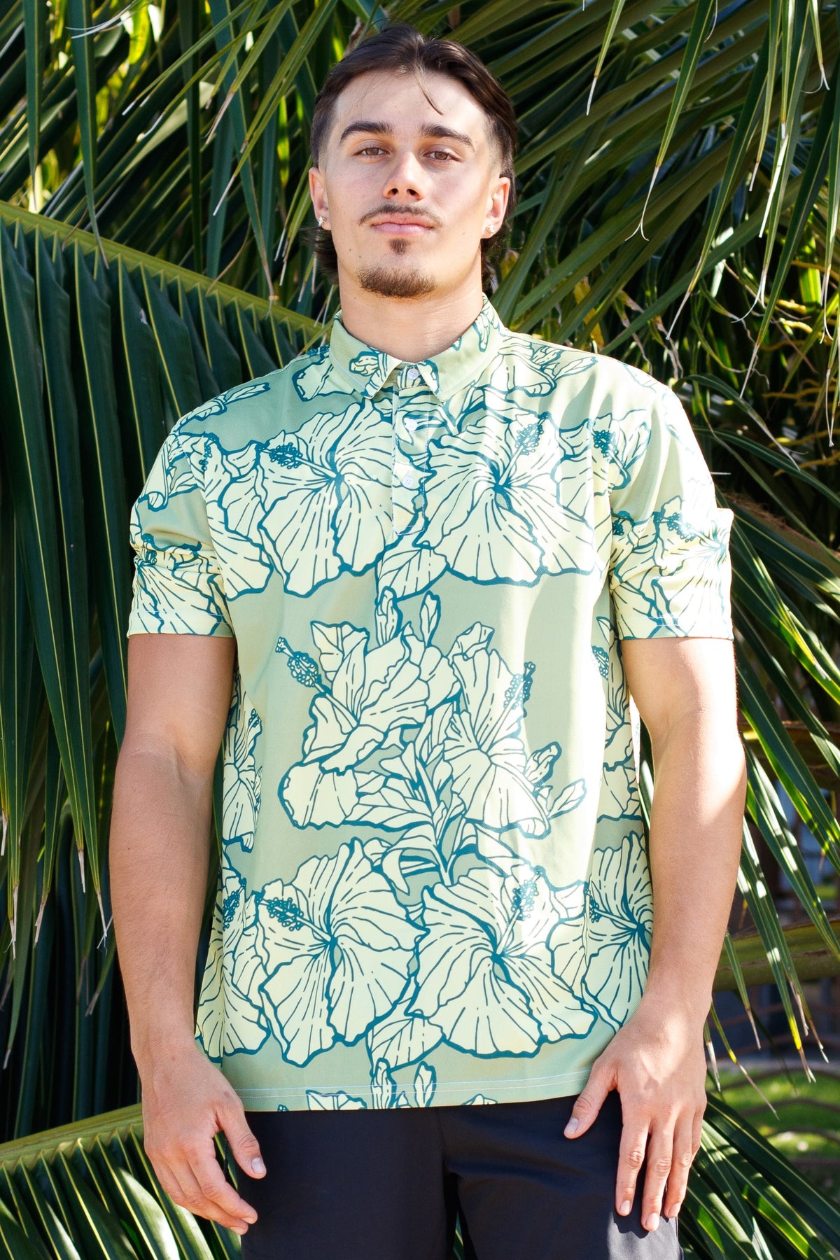 Menʻs ʻEkahi Polo in Lime Kokiʻo — Front View On-Model | Kahulaleʻa