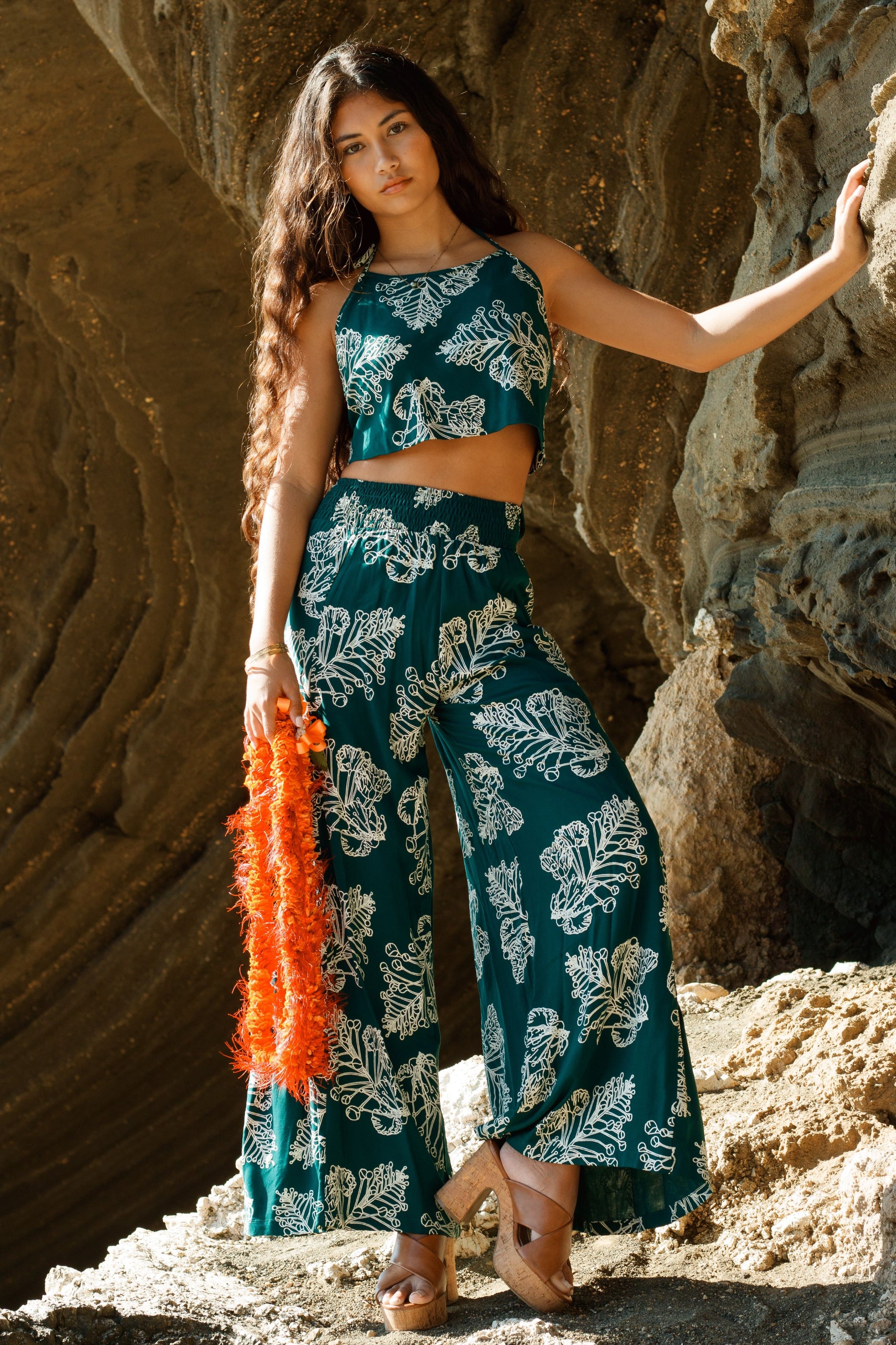 Hawaiian Print Pants for Women | Kahulaleʻa