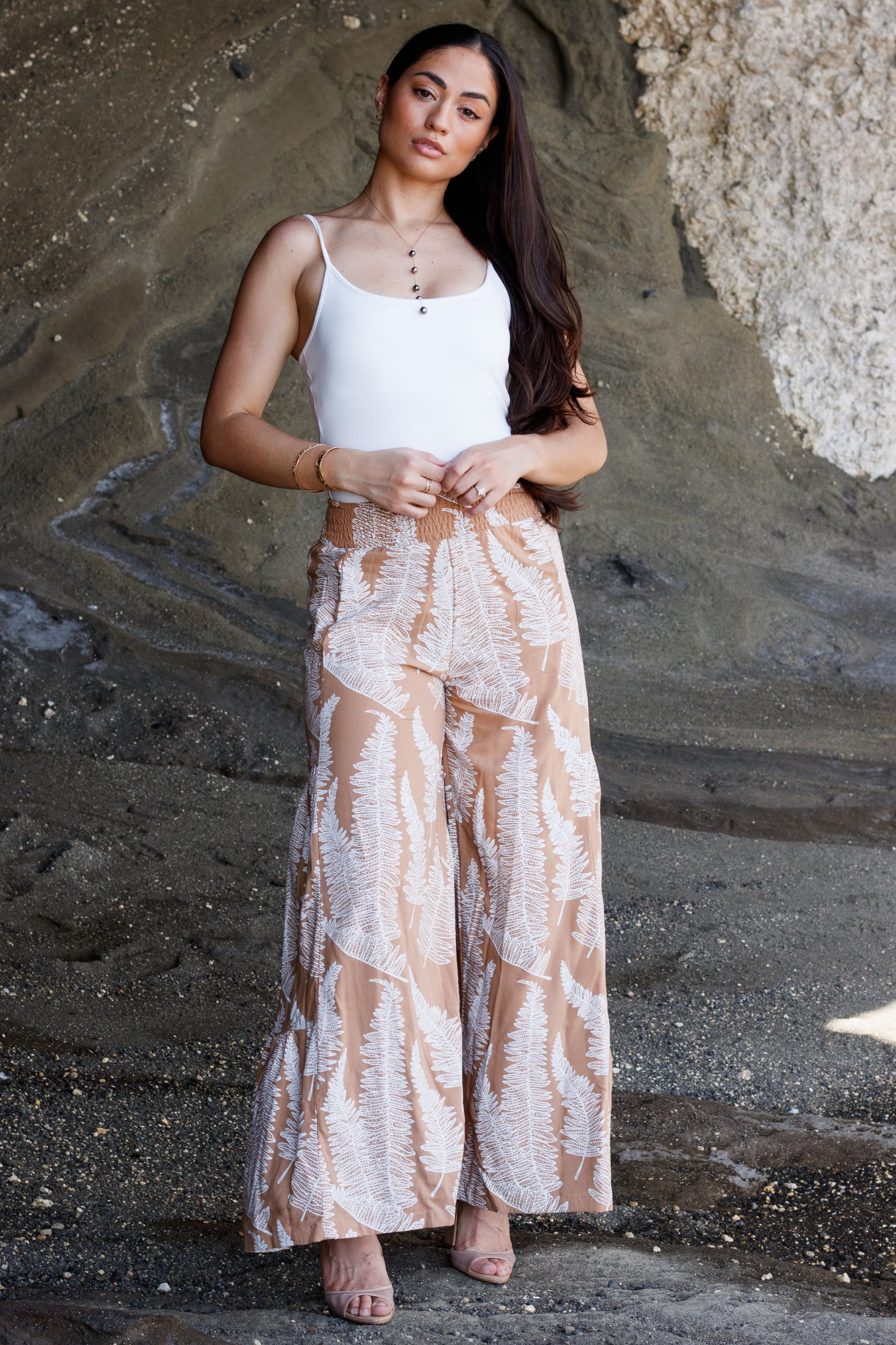 Hawaiian Print Pants for Women | Kahulaleʻa