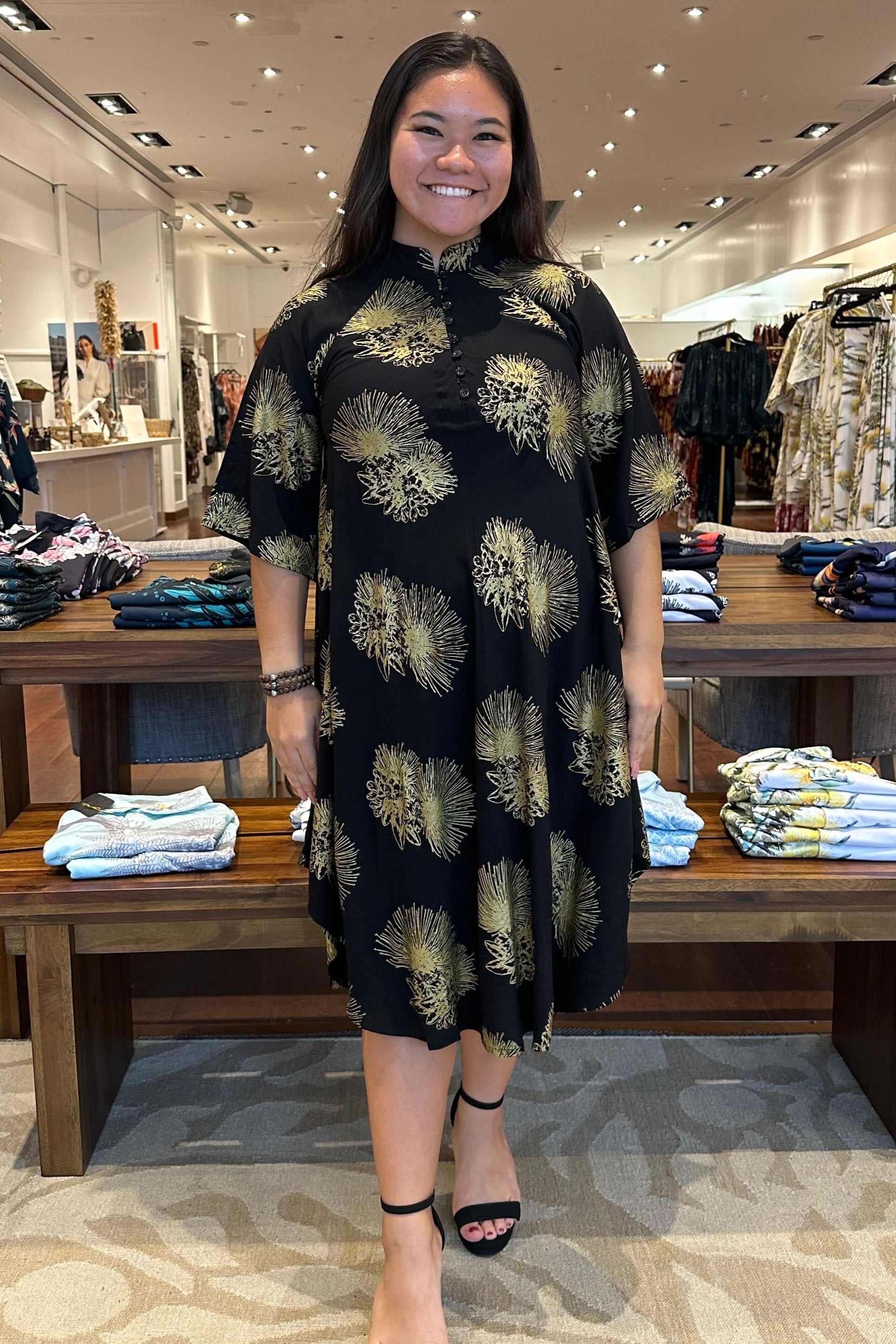 Dress Namaka Black Gold Hōpoelehuaopuna